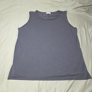 Zenana Outfitters Gray Sleeveless Top